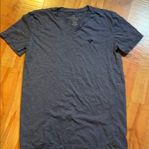 American Eagle V Neck Shirt